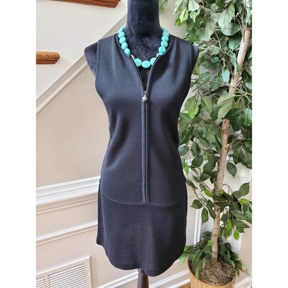 Jacqueline Ferrar Women's Black Acrylic Front Zip Sleeveless Sweater Size Medium - Picture 10 of 10